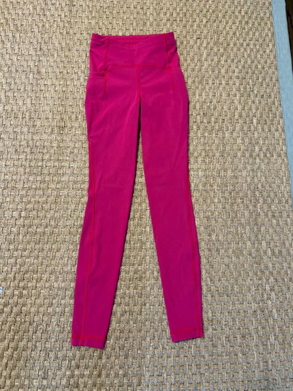 EUC Lululemon pink leggings